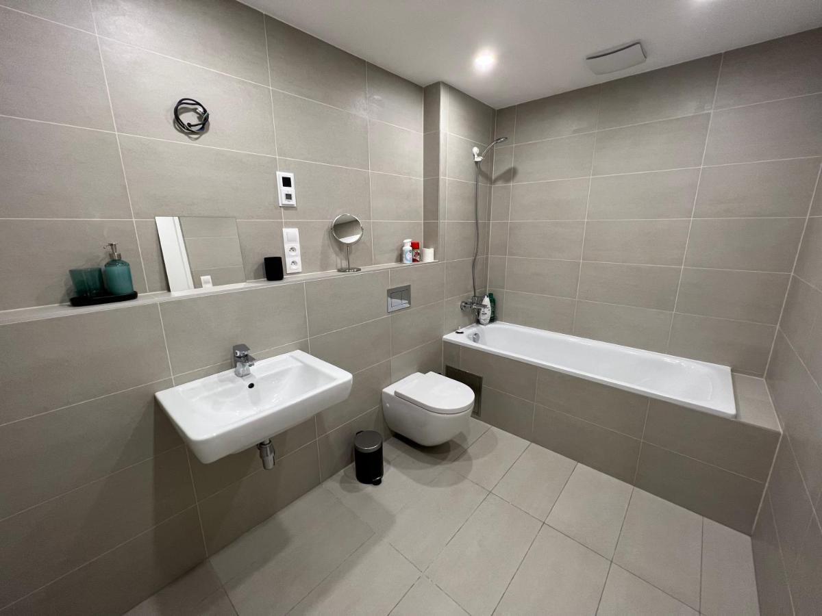 The Dante Prague - Family And Friends Apartments, Free Parking 외부 사진